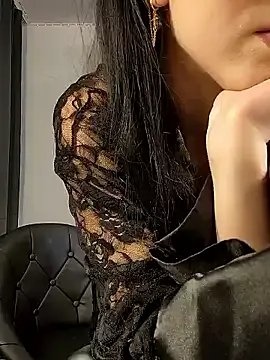 desiree-doux — Slapping my ass until it's red 