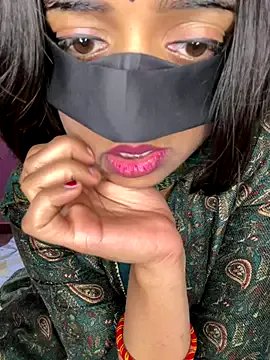 DesiSexyMonika on StripChat