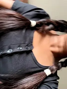 desitease on StripChat