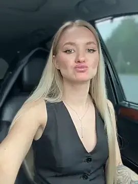 Devill_Angel_ on StripChat