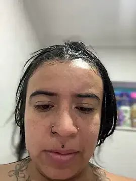 Freechat Devilsweet17 on StripChat