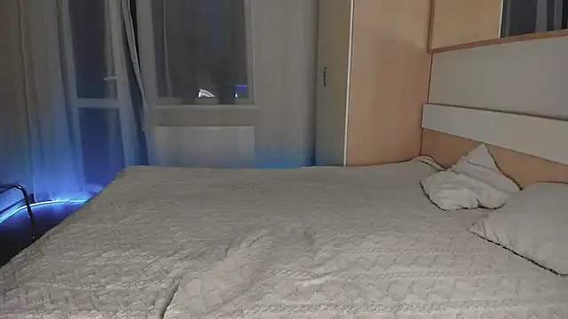 diaanona on StripChat