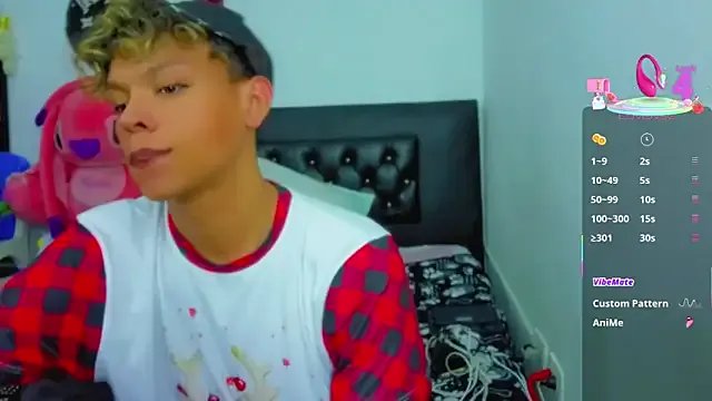 Diamond_black_22cm on StripChat