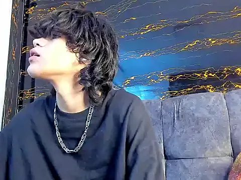 Diamond_twink on StripChat