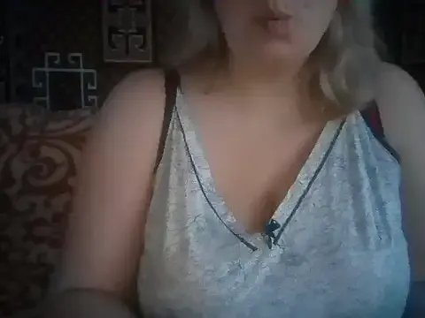 Diana_Britt on StripChat