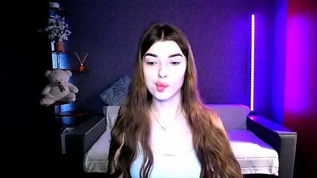 Dianaa_Lee0 on StripChat