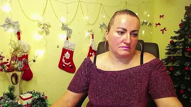 DianaMGG on StripChat