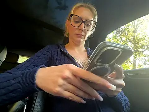 didi-diamond on StripChat