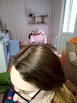 DienkaGreen on StripChat