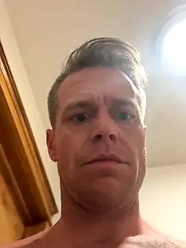 DILFiGuess1 on StripChat