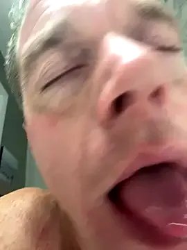 DILFiGuess1 on StripChat