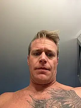 DILFiGuess1 on StripChat