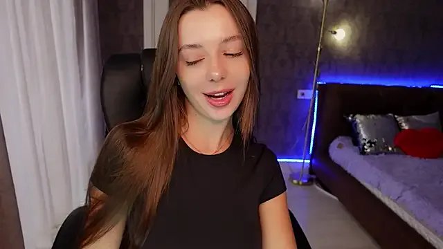 DinaCandy on StripChat