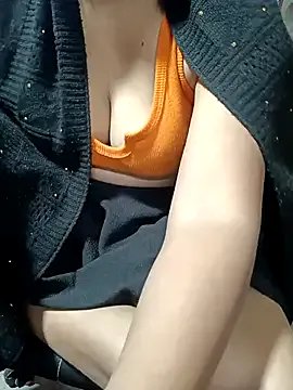 DipaliAliya on StripChat