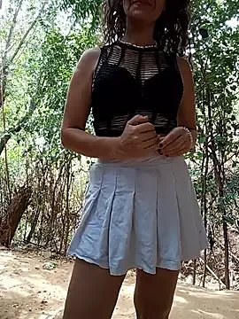 Dirty-Divorced-mother7 on StripChat