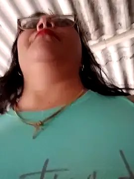 Dirty-Momm-Divorced-Hot on StripChat