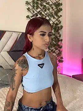 Dirty_isabella18 on StripChat