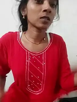 Divya-2007 on StripChat
