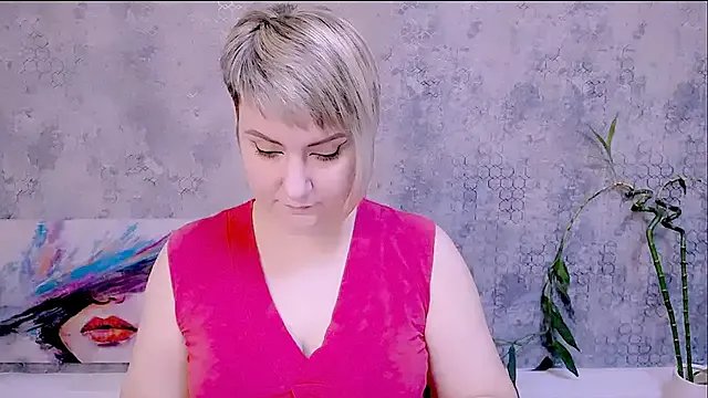 Djullia on StripChat