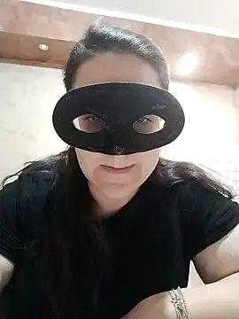 Dolcecurvy on StripChat