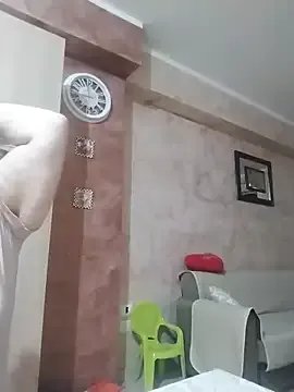 Dolcecurvy on StripChat