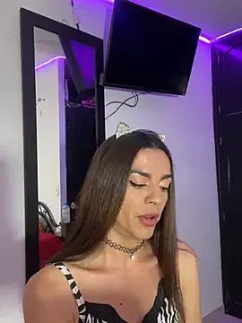 Dollcatalina on StripChat
