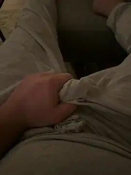 Dominic2295 on StripChat