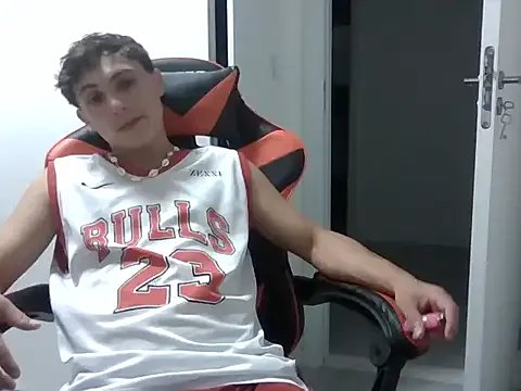 dotado6918 — Freechat on StripChat