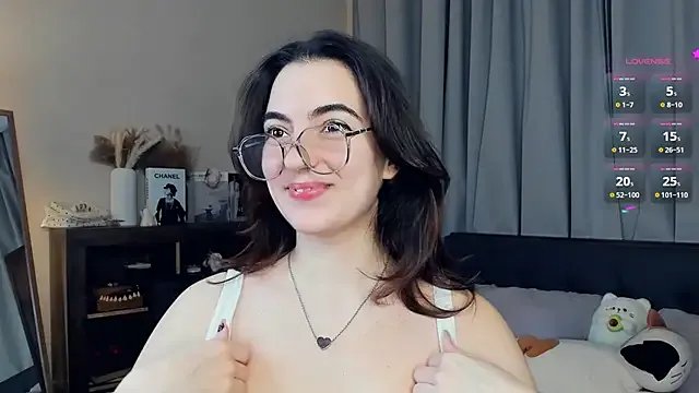 DracosMoon on StripChat