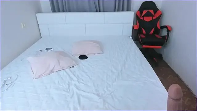 Freechat DreamGirl225 on StripChat