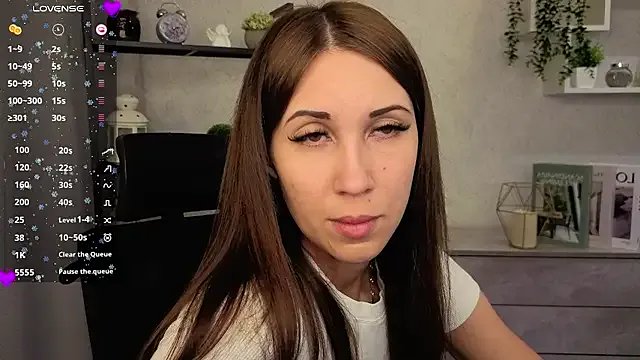 DreamVelour on StripChat