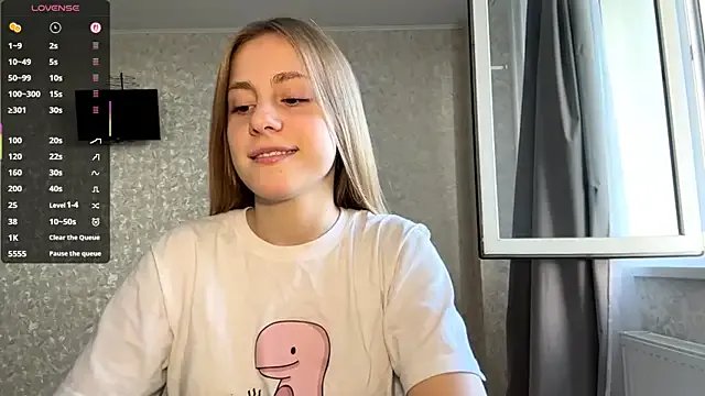 DreamyOlivia on StripChat