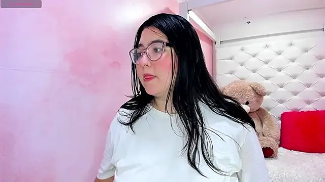 Dulce_meow on StripChat