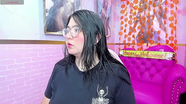 Dulce_meow on StripChat