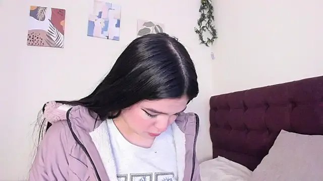 Dulcee_1 on StripChat