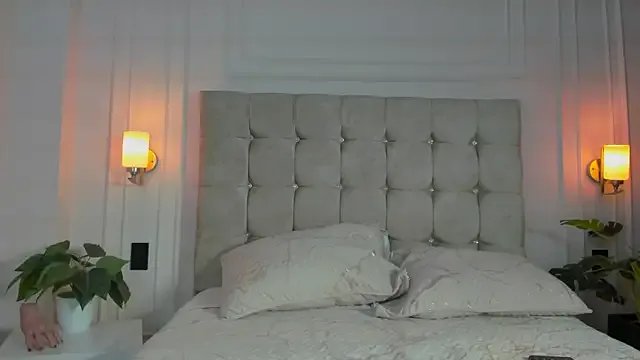 DulceEstrella_ on StripChat