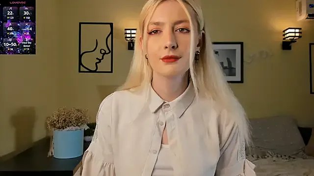 EasterBlink on StripChat