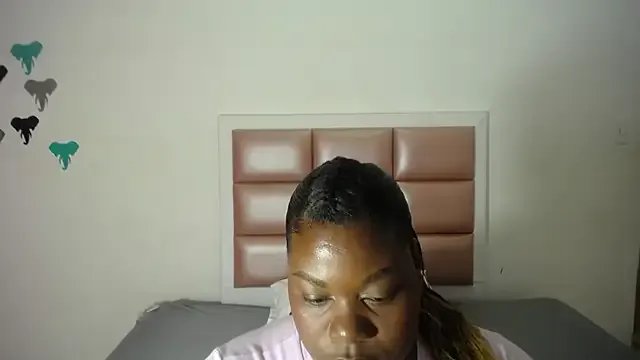 ebonny_suggarmommy1 on StripChat