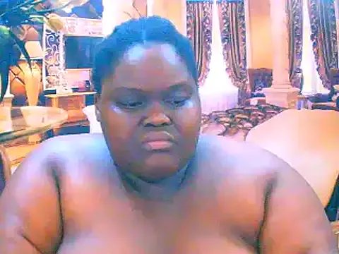 EbonyHotBuns on StripChat