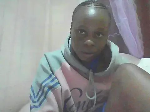 EBONYVANILLA02 on StripChat