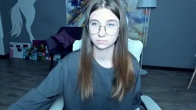 EditaBand on StripChat