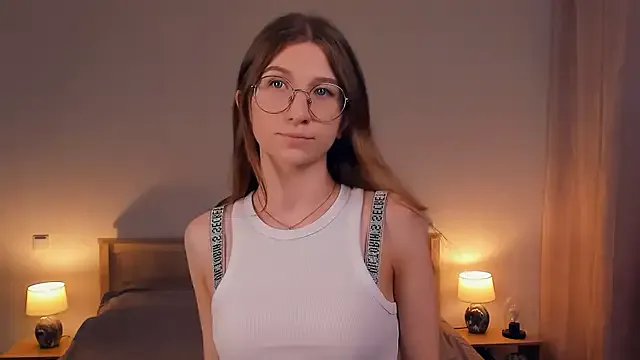 EditaBand on StripChat