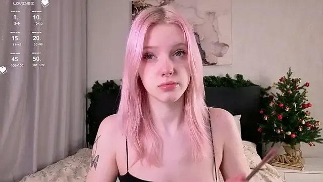 EdlaHewell — HOT  tease with panties