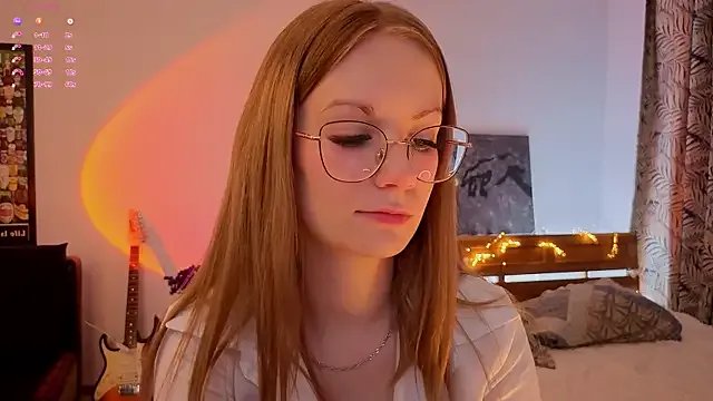 Edlin_gail on StripChat