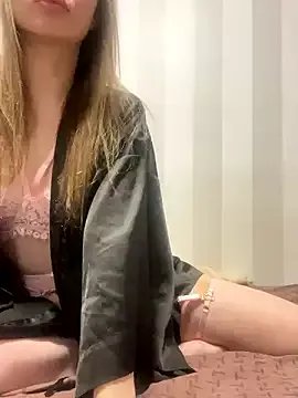 Freechat EdnaBradley on StripChat