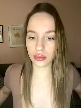 Freechat EdnaBradley on StripChat