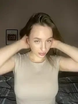 Freechat EdnaBradley on StripChat