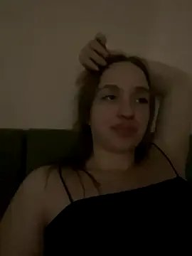 Freechat EdnaBradley on StripChat