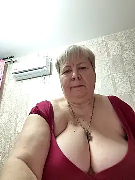 EffectFiona on StripChat