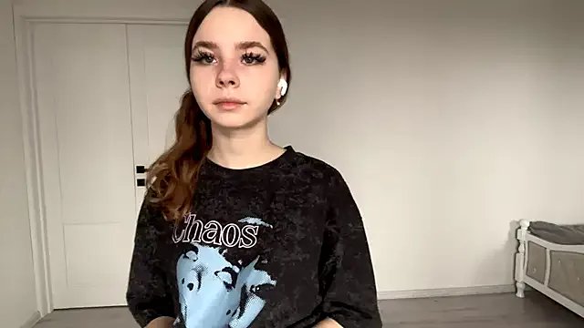 EhtelBiondi on StripChat